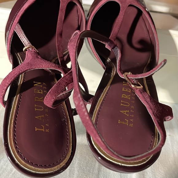 Ralph Lauren pump. - Picture 4 of 5